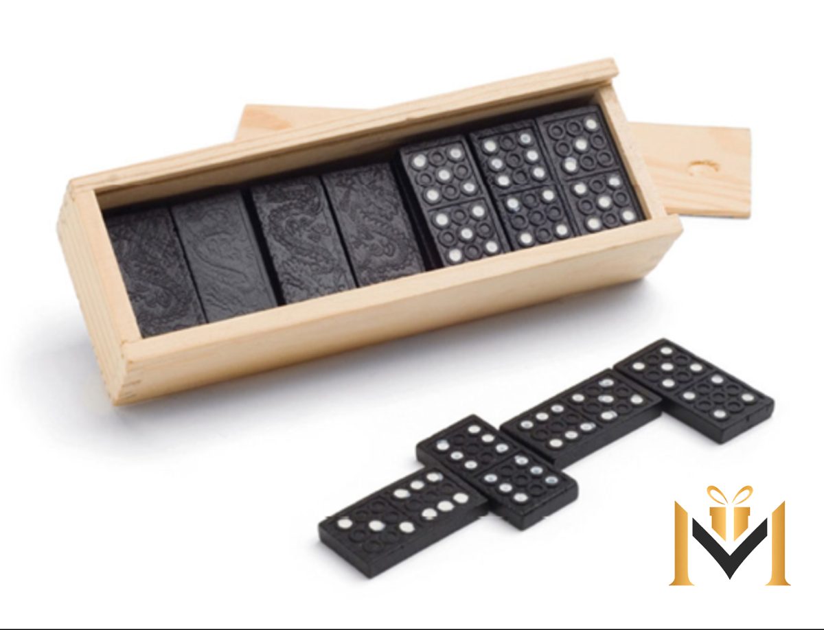 Juego de Dominó en Caja de Madera